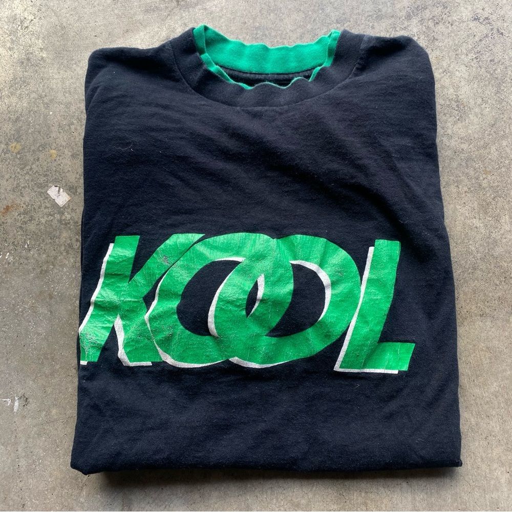 Vintage 90s Kool Tobacco And Cigarettes Promo Graphic T-shirt 
Size L